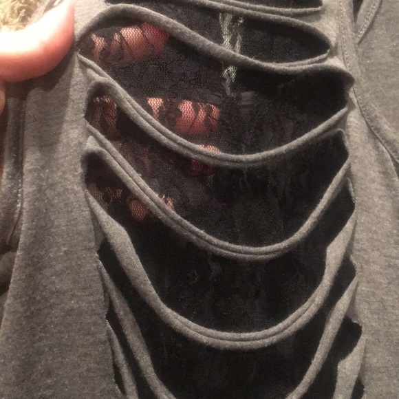 Social Misfits skeleton middle finger cut-up tank - Picture 5 of 5